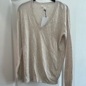 Treasure and Bond Beige V Neck Sweater SZ XS